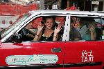 Hong Kong 11 oktober 2004
Princess Model of the world verkiezing.
Dorien Ouborg in taxi