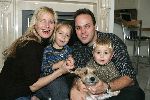 Fijnaart 23 oktober 2004
Frans Bauer met Mariska Bauer en televizierring. Samen met Christian Jan en de hond