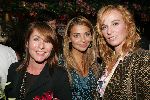 Amsterdam 27 oktober 2004
Presentatie boek van Leco v Zadelhoff.
Georgina Verbaan met Angela Groothuizen en Patty Zomer