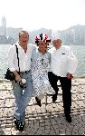 Hong Kong 8 oktober 2004
Princess Model of the world verkiezing.
Cas Spijkers   met Gordon en Joop Braakhekke