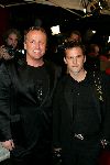 Amsterdam 21 oktober 2004
Uitreiking van de televizierring in HMH.
Gordon met vriend Jacob v Rozelaar