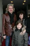 Rotterdam 16 oktober 2004
Premiere Film van ome Willem in Luxor theater.
Henriette Tol met man en dochter