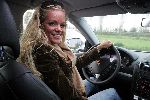 Nieuwerkerk a/d Ijssel 1 november 2004
Inge de Bruijn met haar nieuwe Porsche Cayenne