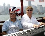Hong Kong 8 oktober 2004
Princess Model of the world verkiezing.
Tony Eyk en Joop Braakhekke
