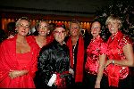 Hong Kong 11 oktober 2004
Princess Model of the world verkiezing.
Joop Braakhekke met chinese kleding en Els Ouborg