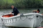 Nigtevecht 16 oktober 2004
Georgina Verbaan en Jort Kelder varen met boot op Vecht
