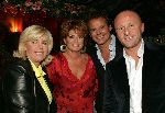 Amsterdam 27 oktober 2004
Presentatie boek van Leco v Zadelhoff.
Leco en vriend en Yvonne Brandsteder