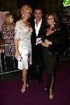 Amsterdam 18 oktober 2004
Uitreiking Beau Monde awards in Tuschinski.
Estelle Gullit   Leco v Zadelhoff en Leontine Borsato