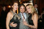 Amsterdam 18 oktober 2004
Uitreiking Beau Monde awards in Tuschinski.
Lucille Werner met Marielle Bastiaansen en .......