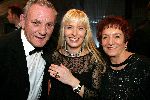 Amsterdam 21 oktober 2004
Uitreiking van de televizierring in HMH.
Mariska Bauer met ouders van Frans Bauer