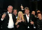 Amsterdam 21 oktober 2004
Uitreiking van de televizierring in HMH.
Mariska Bauer met ouders van Frans Bauer en Reinout Oerlemans en Peter v d Voorst