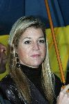 Amsterdam 18 oktober 2004
Prinses Maxima bij Continental Sports in Amsterdam. 
Maxima onder paraplu