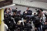 Amsterdam 2 november 2004
Theo v Gogh vermoord in Amsterdam. Sporenonderzoek door politie. Onrust bij publiek en pers