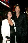 Amsterdam 18 oktober 2004
Uitreiking Beau Monde awards in Tuschinski.
Rick Engelkes met hoogzwangere vrouw Annemarie
