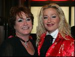 Amsterdam 18 oktober 2004
Uitreiking Beau Monde awards in Tuschinski.
Viola Holt en Christine v d Horst
