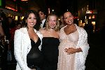 Amsterdam 18 oktober 2004
Uitreiking Beau Monde awards in Tuschinski.
Vivian reys Sonja Silva en Annemarie Engelkes hoogzwanger