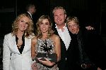 Amsterdam 21 oktober 2004
Uitreiking van de televizierring in HMH.
Wendy v Dijk met redaktie hart in aktie
Tim ten Boekhorst