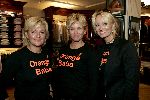 Amsterdam 2 oktober 2005
Orange Babies verkoop bij oger in pc hooftsraat.
Caroline Tensen Anita Witsier en Natasja Froger