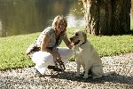 Amsterdam 13 oktober 2005
Anouk Smulders zwanger in het vondelpark met haar hond Sumo