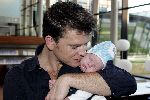 Amsterdam 16 oktober 2005
Beau v Erven Dorens met zijn zoon Jan in het onze lieve 
vrouwe gasthuis.