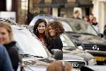 Amsterdam 1 oktober 2005
Fajah Lourens met Graziella Ferraro op pc hooftstraat.