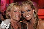 Aalsmeer 15 oktober 2005
Finale dancing with the stars .
Inge de Bruijn met moeder