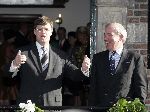 Naarden 20 oktober 2005
Trouwen Prins Floris en Aimee Sohngen in stadhuis Naarden.
Jan Peter Balkenende en Frans Weisglas