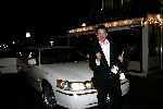 Volendam 21 oktober 2005
Jan Smit voor limousine bij cafe in Volendam na winnen van de televizierring.