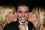 Amsterdam 21 oktober 2005
Uitreiking van de televizierring in thater aan het ij.
Winnaar jan Smit met  zusjes