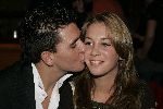 Volendam 21 oktober 2005
Jan Smit met zijn vriendin in cafe in Volendam na winnen van de televizierring.