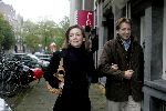 Amsterdam 19 oktober 2005
Prins Floris en zijn verloofde  Aimee aan het shoppen op de pc hooftstraat de dag voor hun trouwerij/huwelijk.