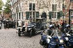 Naarden 22 oktober 2005
Huwelijk van Prins Floris en Prinses Aimee in kerk Naarden.
koninklijke trouwauto Classic Car