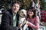 Ouderkerk aan de Amstel 3 oktober 2005
Halsband van blinde geleide honden.
Robert ten Brink met Roos ten Brink