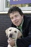 Ouderkerk aan de Amstel 3 oktober 2005
Halsband van blinde geleide honden.
Robert ten Brink