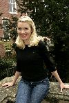 Amsterdam 4 oktober 2005
Presentatie Gooische vrouwen bij Vertigo in het vondelpark.
Tjitske Reidinga