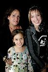 Den Haag 12 oktober 2005
Xandra Brood met kinderen
