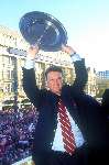Louis v Gaal met de Kampioensschaal Seizoen 1995 1996
1996
