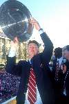 Louis v Gaal met de Kampioensschaal Seizoen 1995 1996
1996