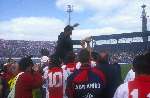 Louis v Gaal met de Kampioensschaal Seizoen 1995 1996
1996