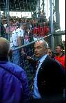 Michael v Praag bij supporters AJAX bij kampioensschap in 1996