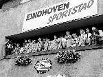 Eindhoven, 26 mei 1988
PSV wordt gehuldigd op het gemeentehuis voor het behalen van de europacup I