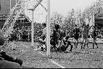 Eindhoven, 1979
PSV-Excelsior
Paul Posthuma scoort Rene v d Kerkhof juicht