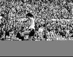 Rotterdam, 27 januari 1979 Feyenoord-PSV
Tom smits in duel met Gerard v d Lem