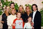Hilversum 24 maart 2002
Gala Willeke Alberti Foundation in studio 21
Willeke met kinderen en kleinkinderen
Jonny de Mol Kai Lerby Chantal Janzen Danielle v \'t schip