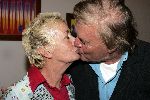 Amsterdam 16 september 2005
Premiere Aram v d Rest en Josine v Dalsum.
Josine met haar man John v d Rest kussend