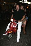 Amsterdam 4 september 2005
Presentatie Braun staafmixer.
Menno Kohler met vriendin op vespa scooter