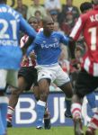 Eindhoven, 17 September 2006
Kompetitiewedstrijd PSV-Feyenoord, eindstand 2-1
Andre Bahia in duel met Jefferson Farfan