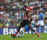 Eindhoven, 17 September 2006
Kompetitiewedstrijd PSV-Feyenoord, eindstand 2-1
Arouna Kone in duel met Karim Saidi