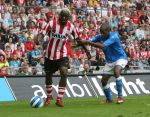 Eindhoven, 17 September 2006
Kompetitiewedstrijd PSV-Feyenoord, eindstand 2-1
Arouna Kone in duel met Dwight Tiendalli