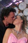 Eindhoven, 27 Augustus 2006
Dancing On Ice van RTL 4 2006
Babette v Veen samen met haar man Bas Westerweel kussend
